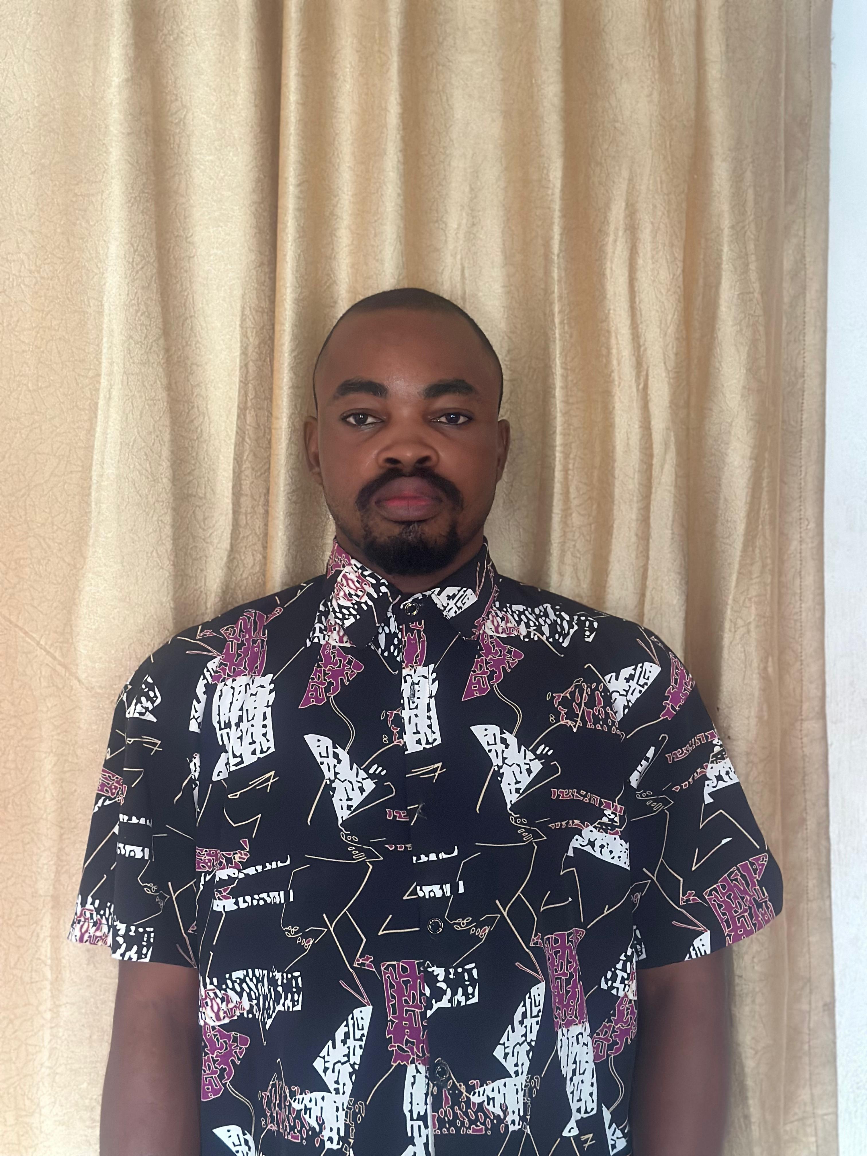 Akinola Gbolahan R
